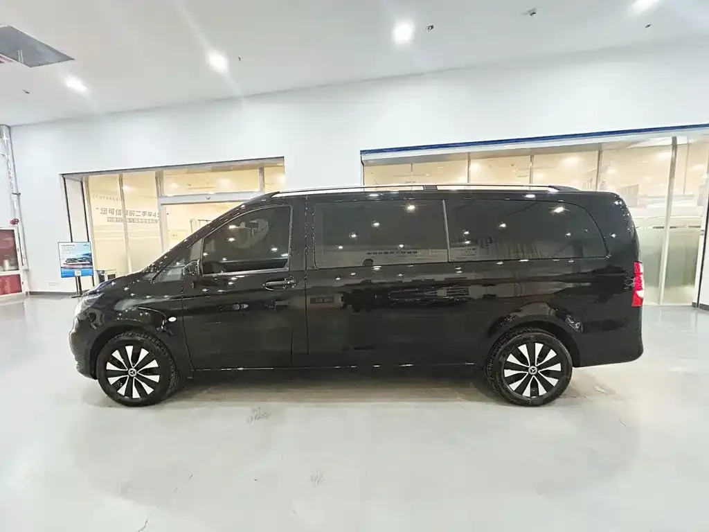 Mercedes-Benz Vito 2023 из CN, фото 7