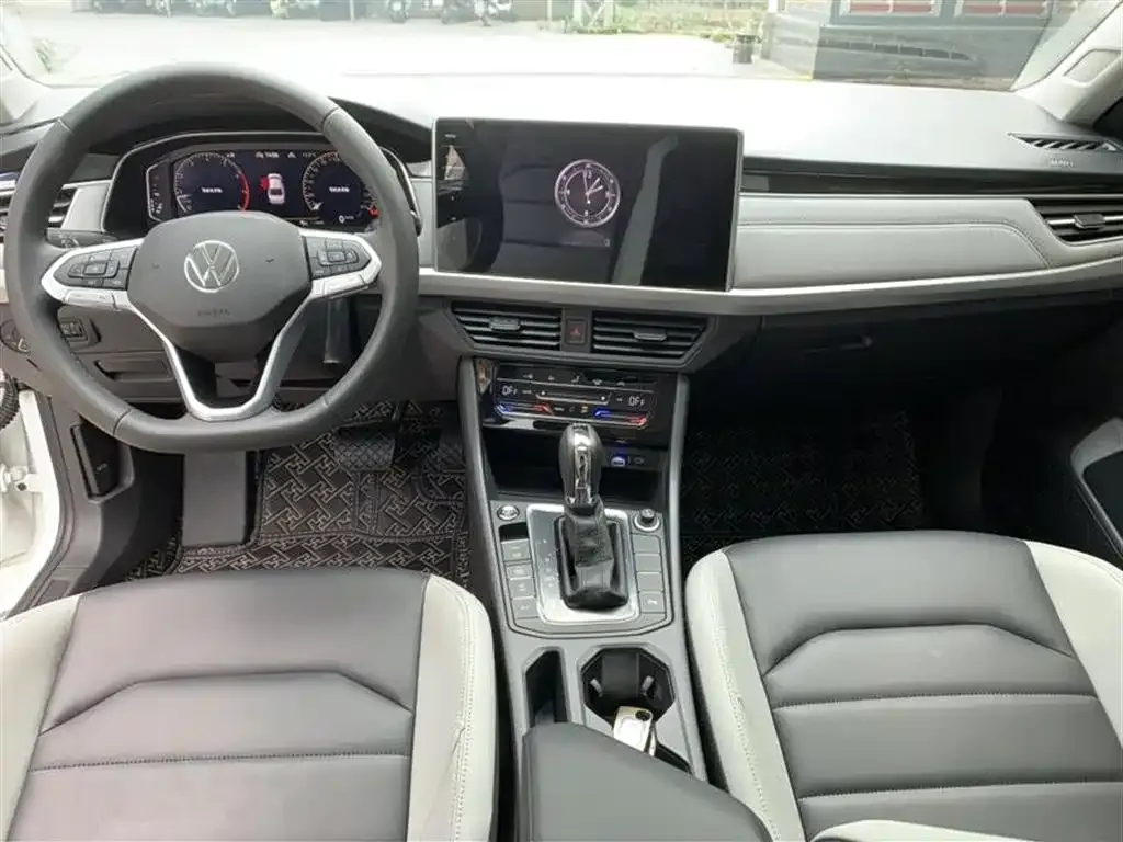 Volkswagen Bora 2023 из CN, фото 4
