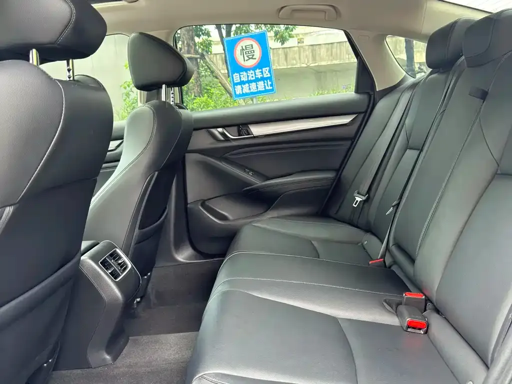 Honda Accord 2021 из CN, фото 8