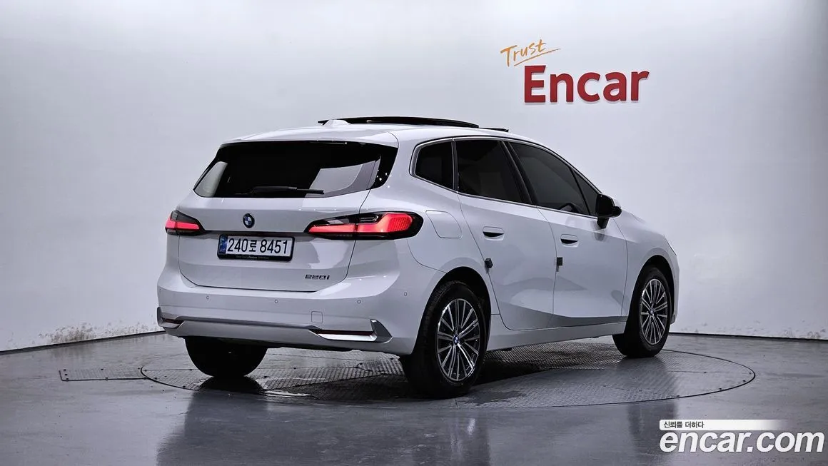 BMW 2-Series 2025 из KR, фото 2
