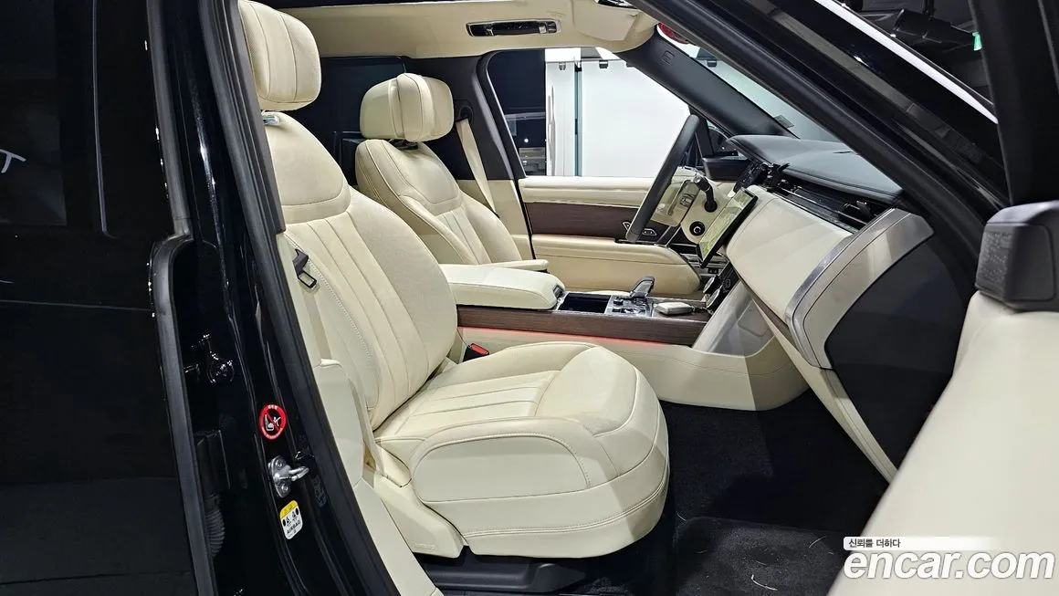 Land Rover Range Rover 2023 из KR, фото 10