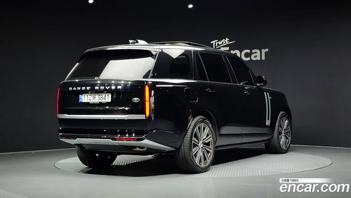 Land Rover Range Rover 2023 из KR, фото 2