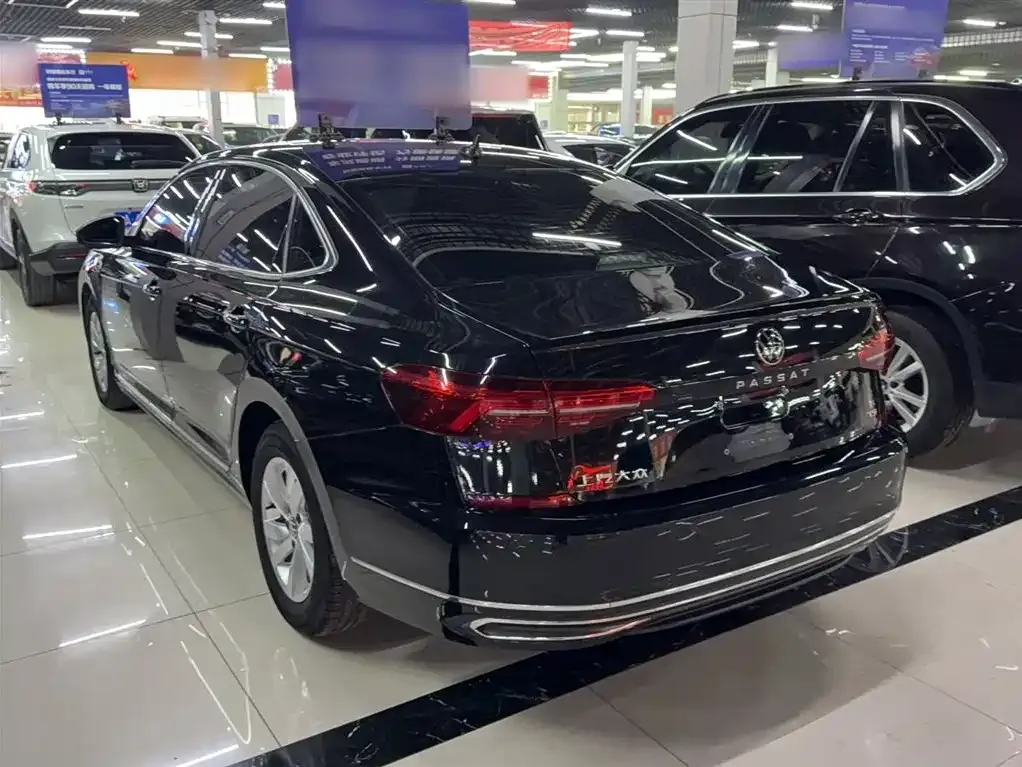 Volkswagen Passat 2021 из CN, фото 7