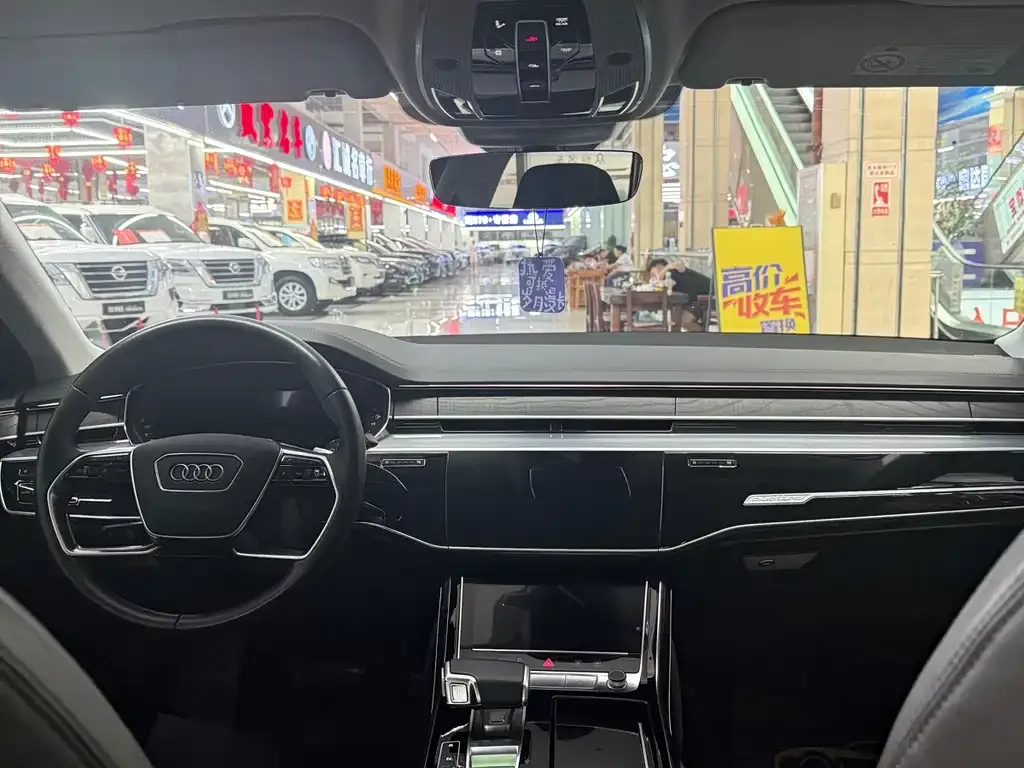 Audi A8 2023 из CN, фото 6