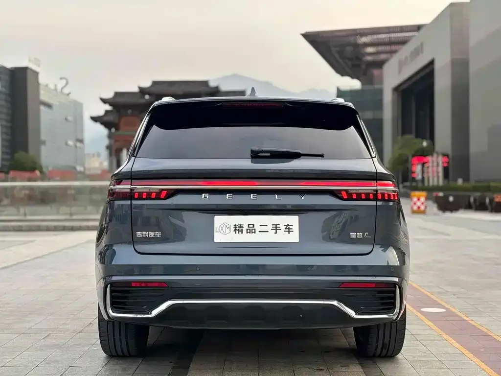 Geely Xingyue L — фото 8