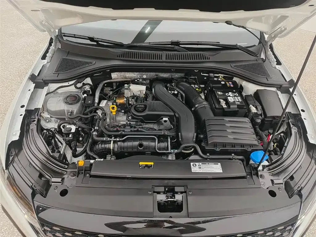 Volkswagen Lavida 2024 из CN, фото 8