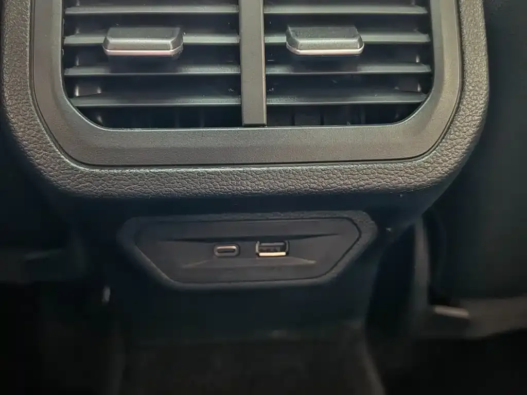 Volkswagen Lavida 2024 из CN, фото 9