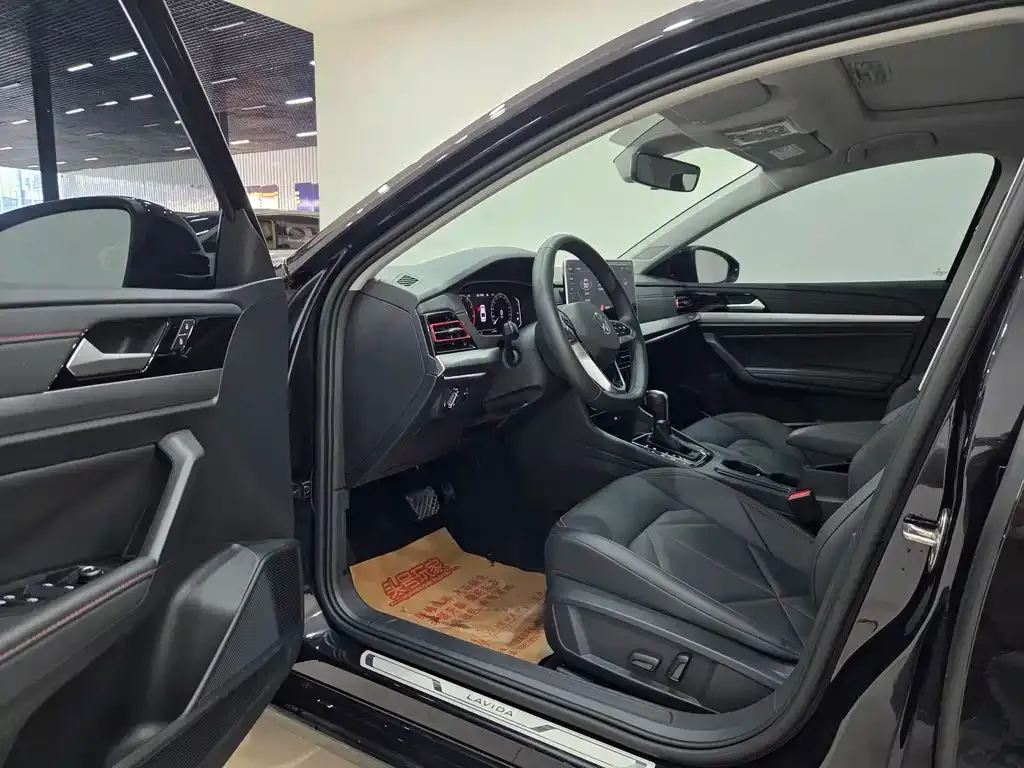 Volkswagen Lavida 2024 из CN, фото 5