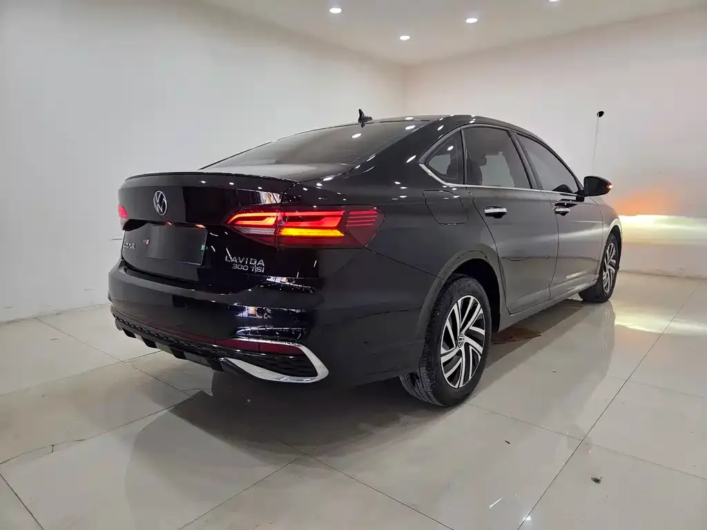 Volkswagen Lavida 2024 из CN, фото 7