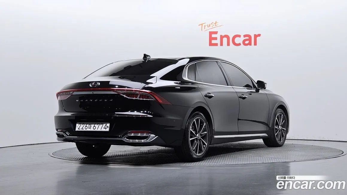 Hyundai Grandeur 2023 из KR, фото 2