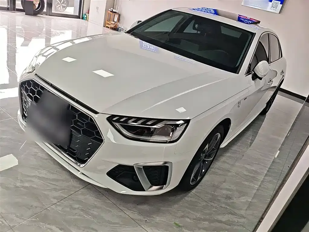 Audi A4L 2024 из CN, фото 1