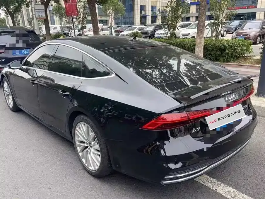 Audi A7 2021 из CN, фото 8