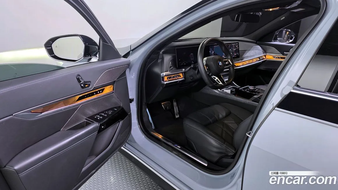 BMW 7-Series 2024 из KR, фото 10