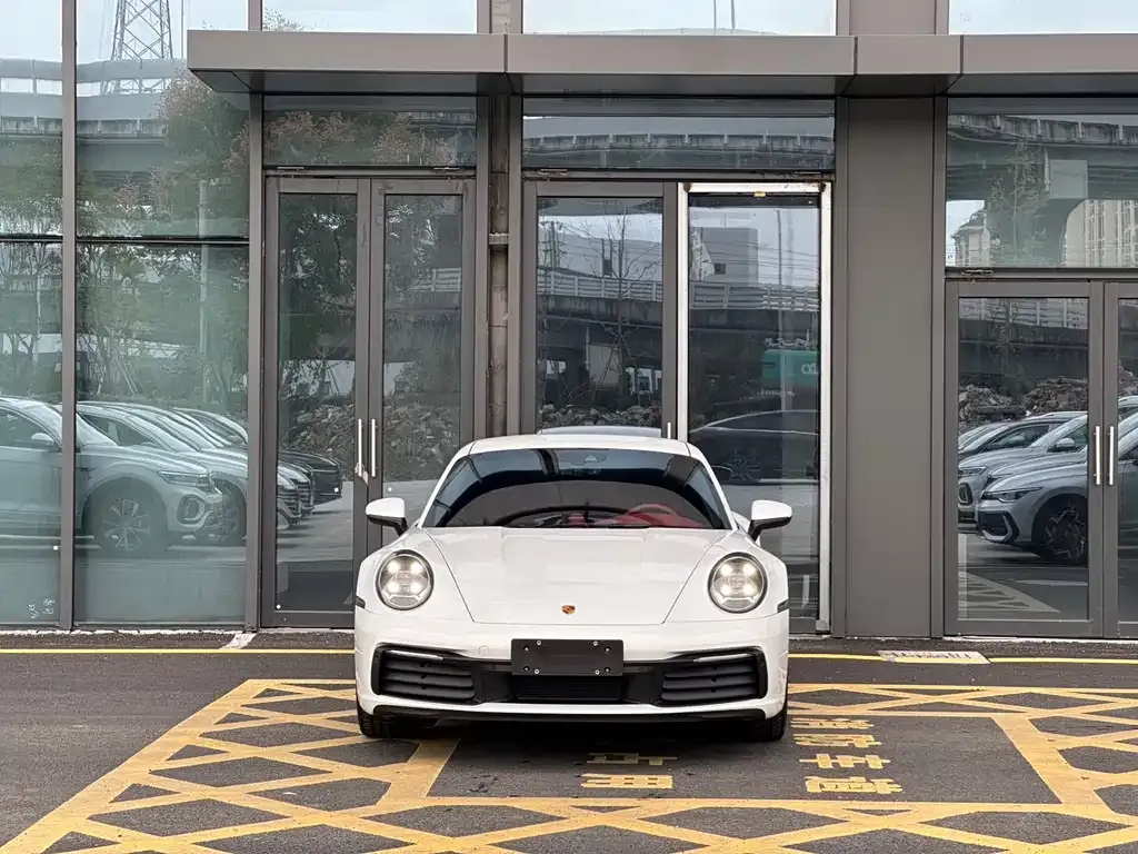 Porsche 911 2024 из CN, фото 2