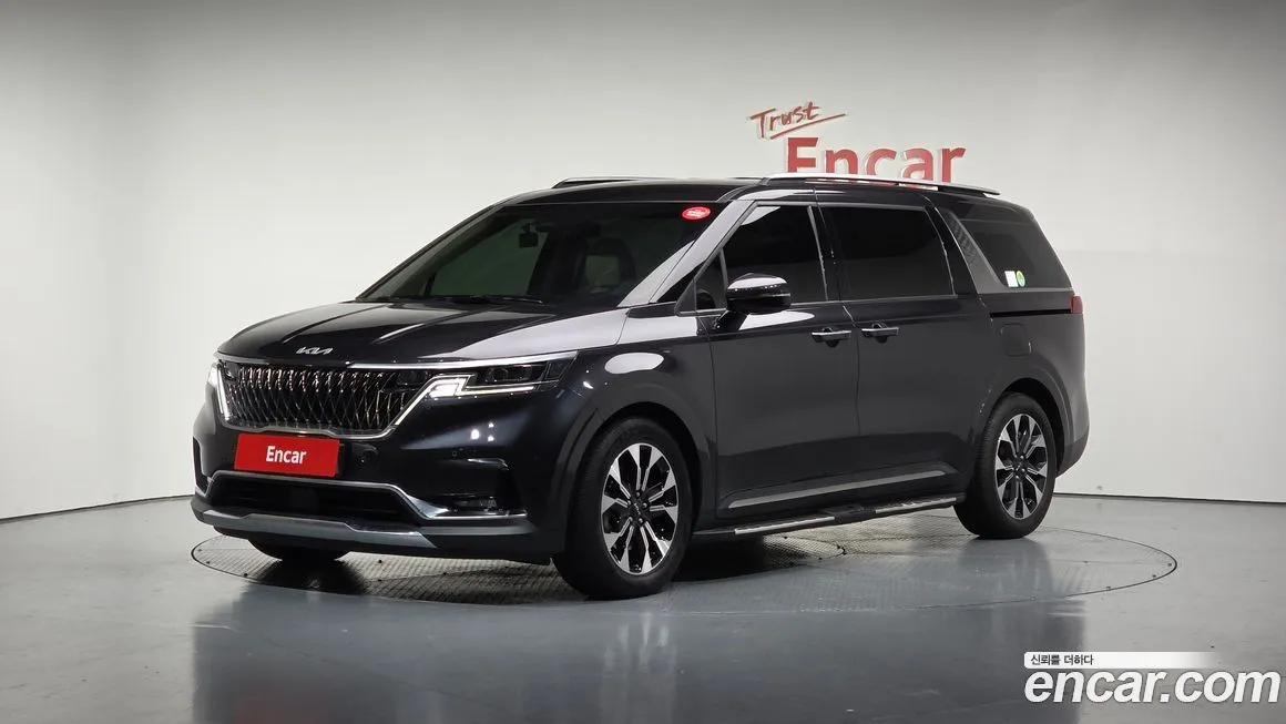Kia Carnival 2023 из KR, фото 1