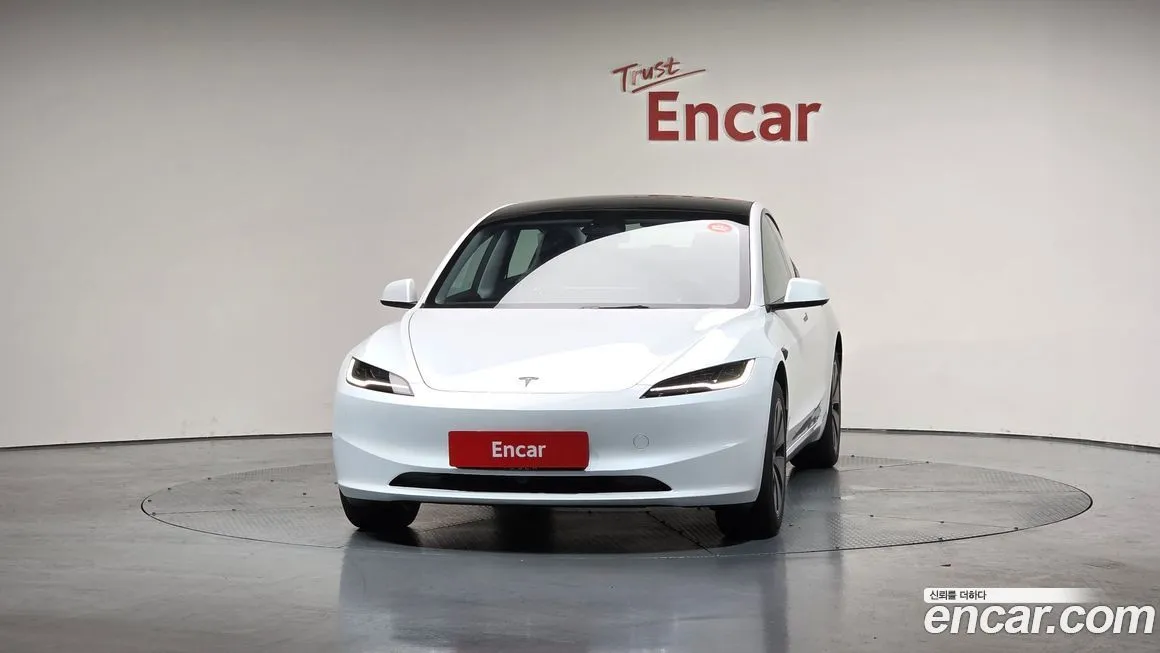 Tesla Model 3 2025 из KR, фото 3