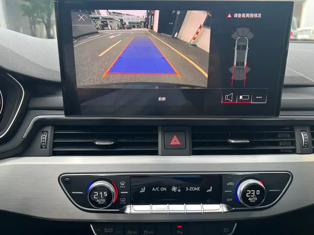Audi A4L 2021 из CN, фото 8