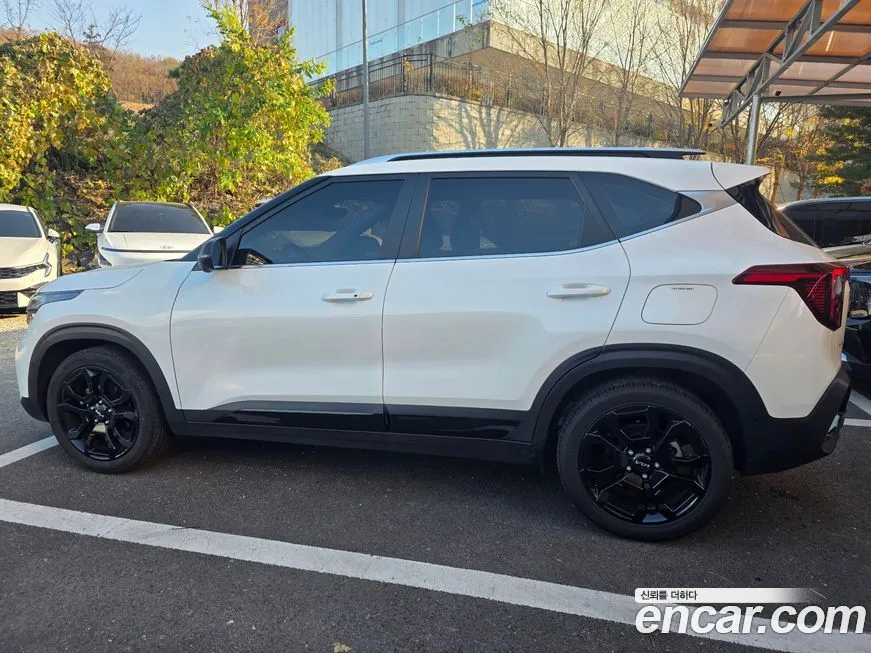 Kia Seltos 2023 из KR, фото 4