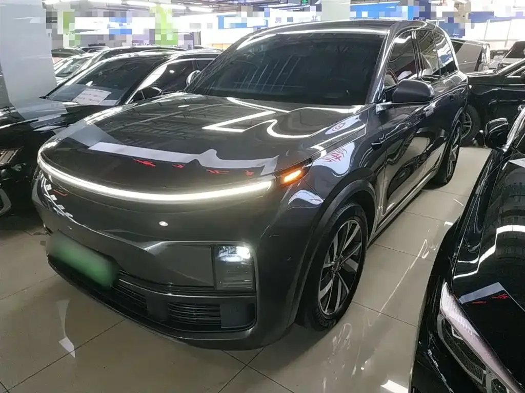 Li Auto L8 2023 из CN, фото 2