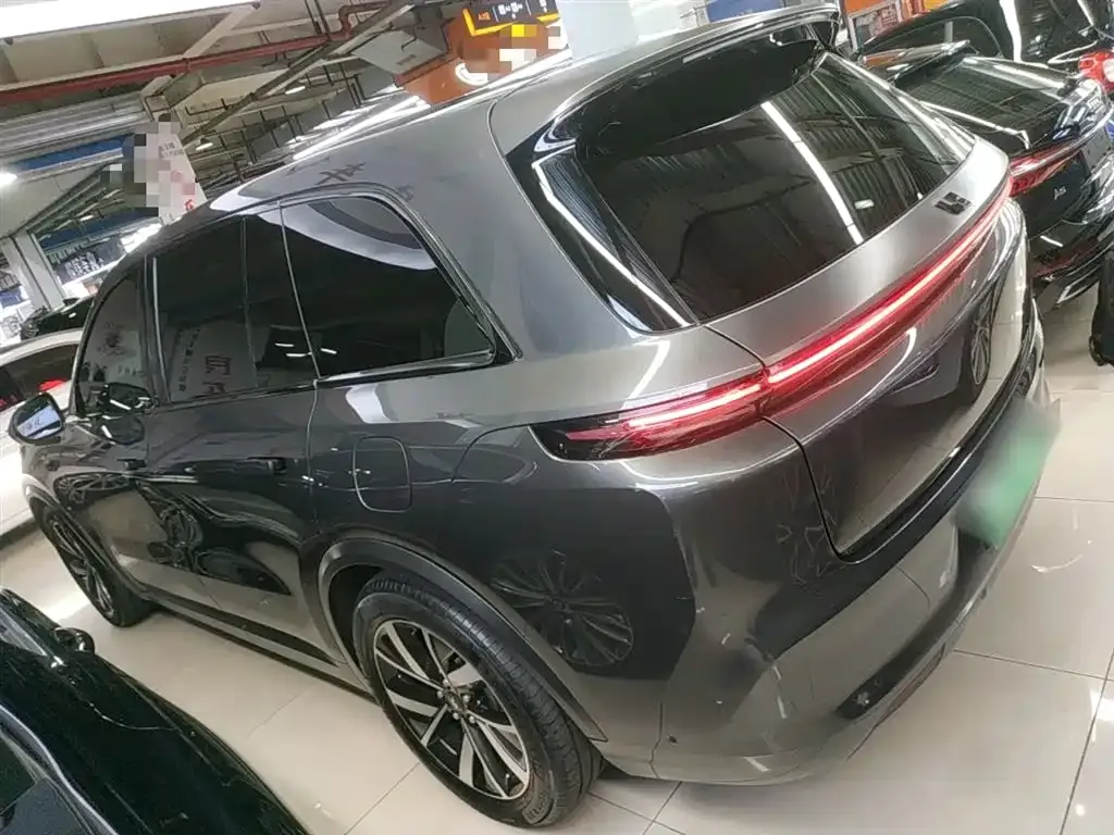 Li Auto L8 2023 из CN, фото 5