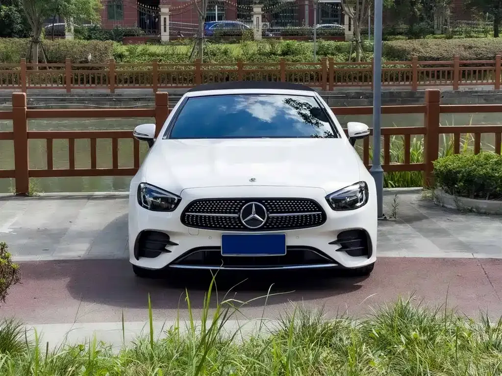 [object Object] E-Class (Import) 2023 из CN, фото 2