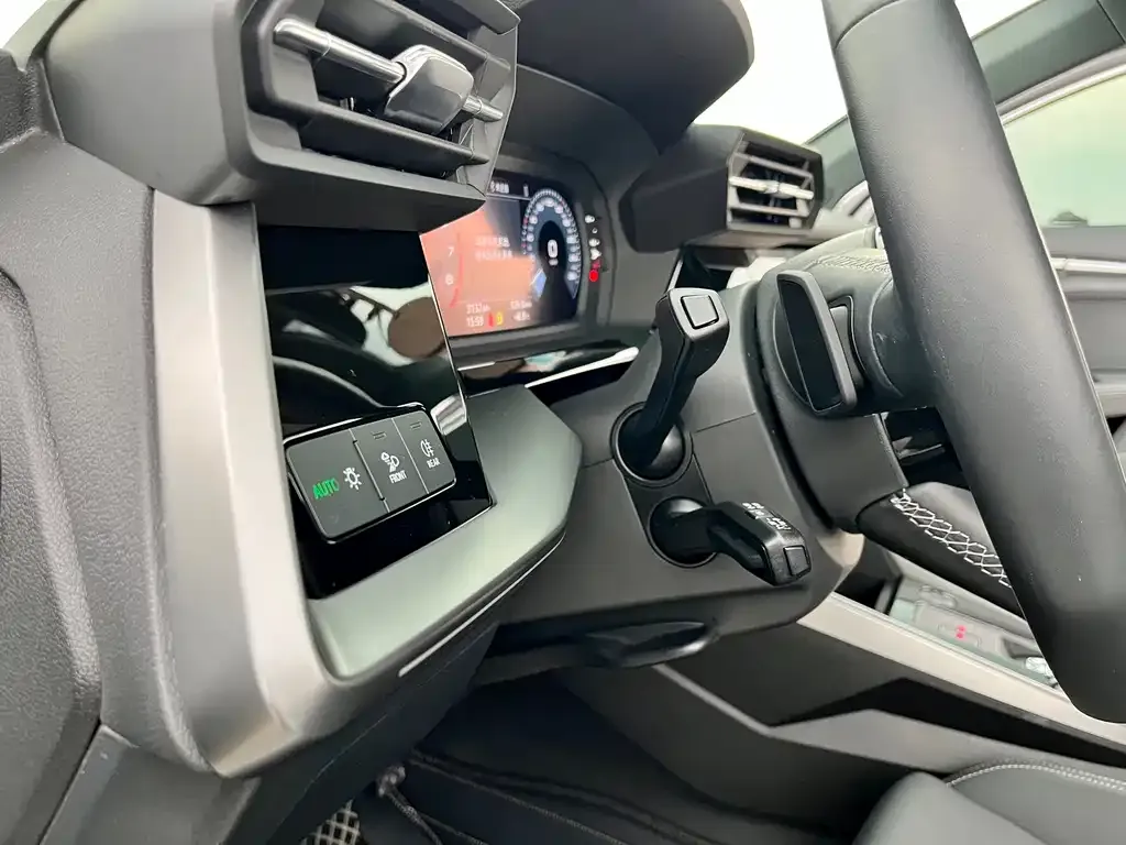 Audi A3 2024 из CN, фото 7