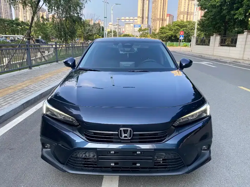 Honda Civic 2023 из CN, фото 2
