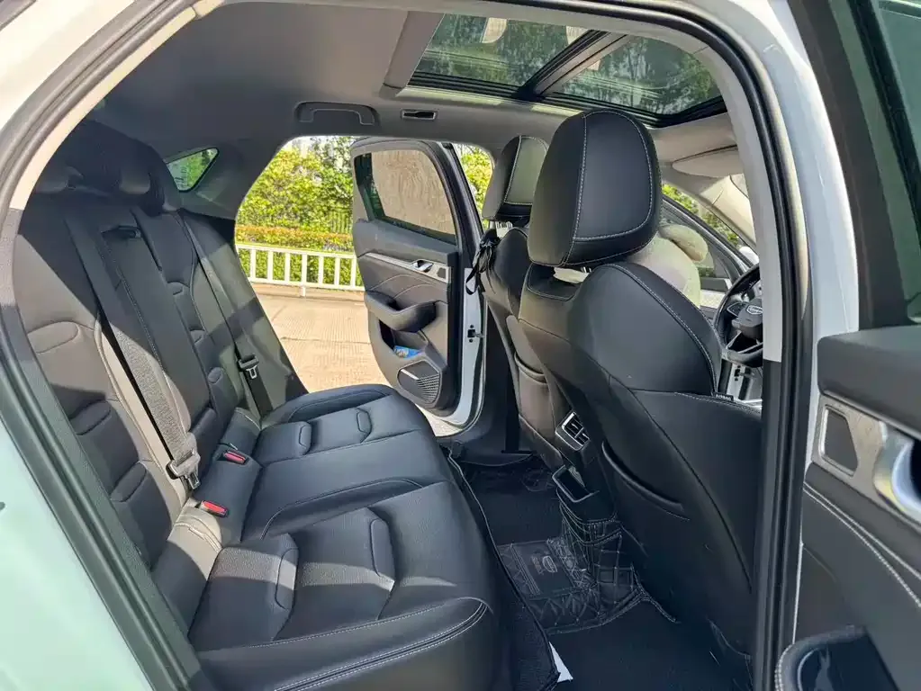 Geely Xingrui 2022 из CN, фото 10