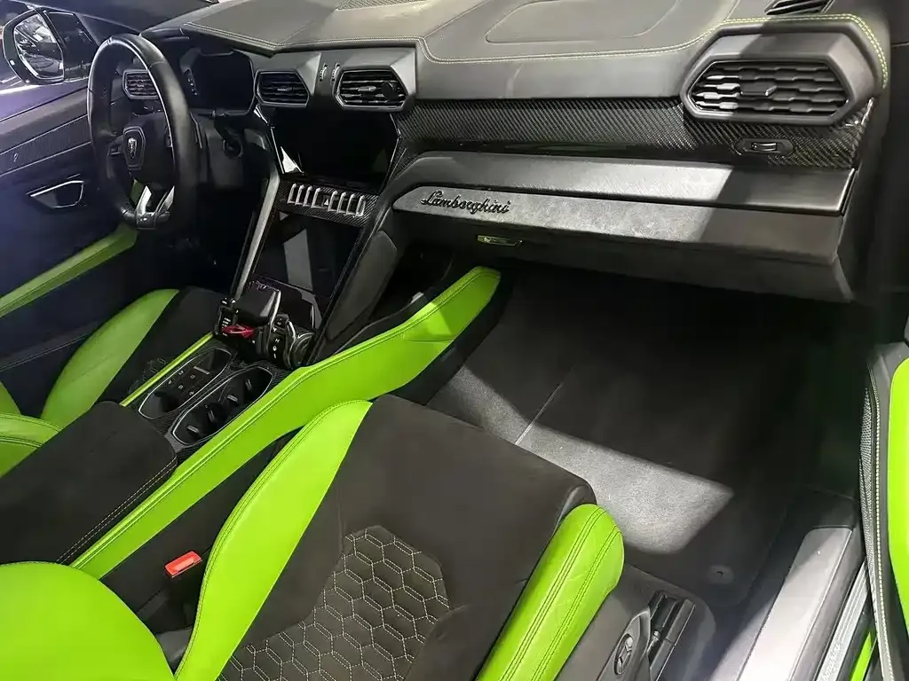 Lamborghini Urus 2021 из CN, фото 8