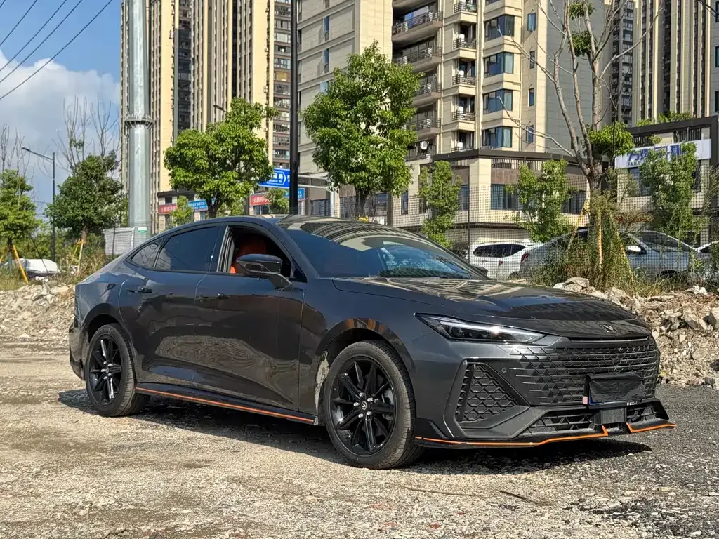 Changan UNI-V 2023 из CN, фото 3