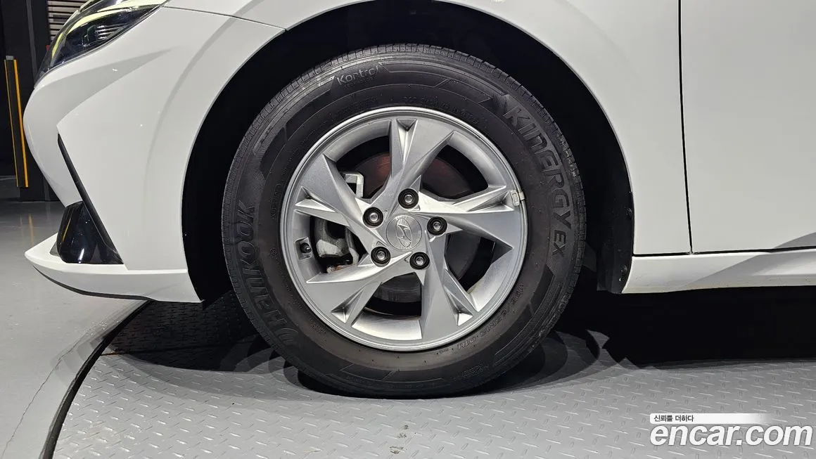 Hyundai AVANTE 2022 из KR, фото 5