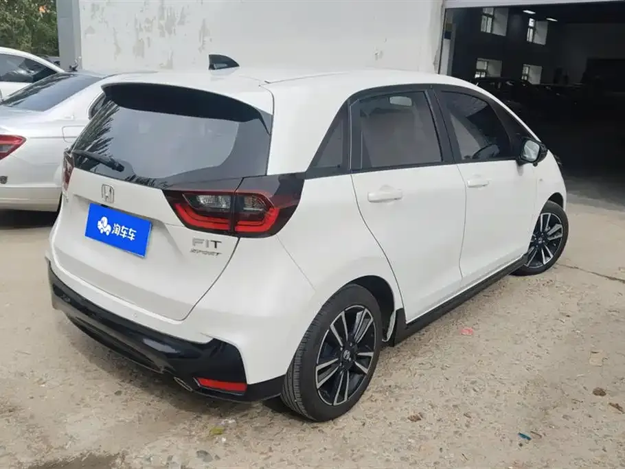 Honda Fit 2023 из CN, фото 3