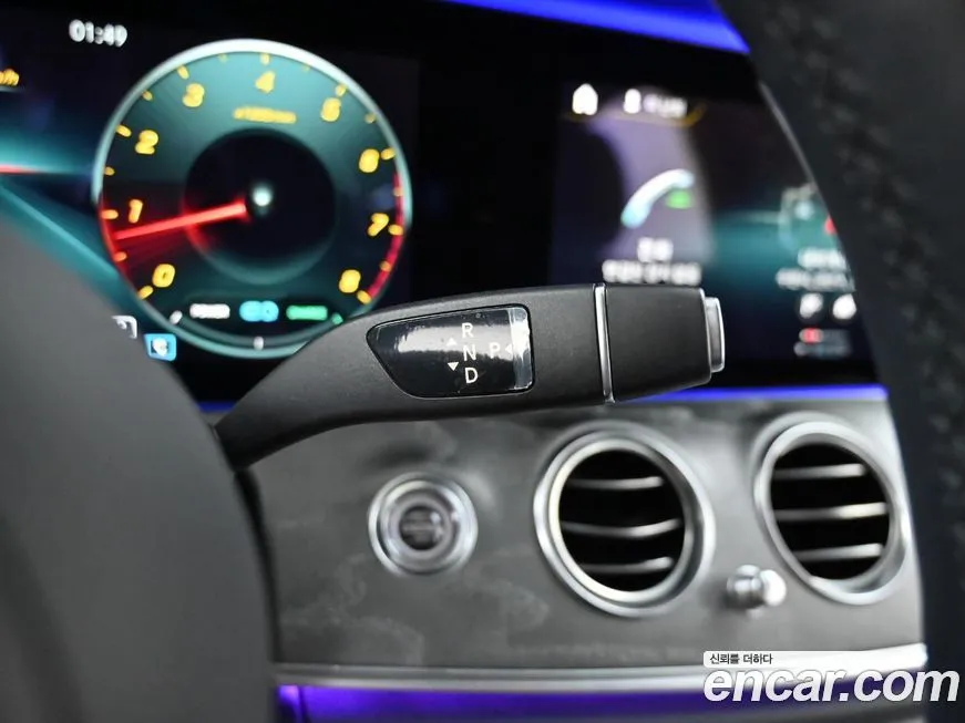 Mercedes-Benz E-Class 2021 из KR, фото 9