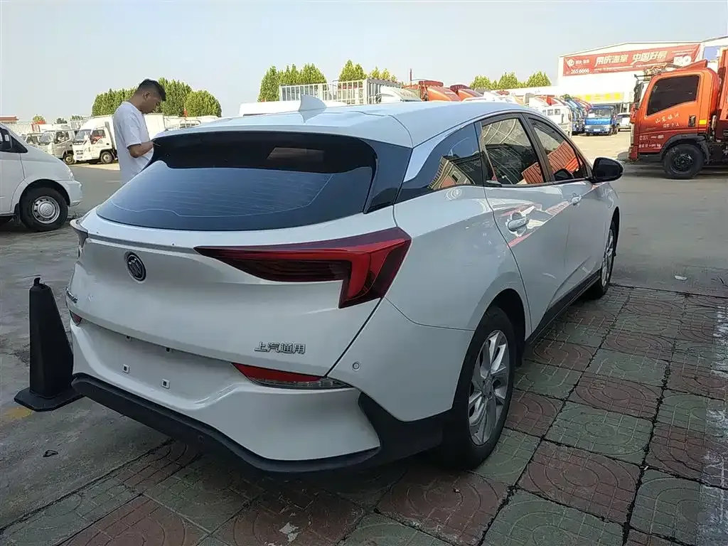 Buick Velite 6 — фото 7