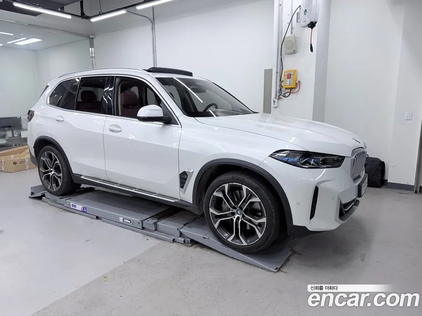 BMW X5 2024 из KR, фото 2