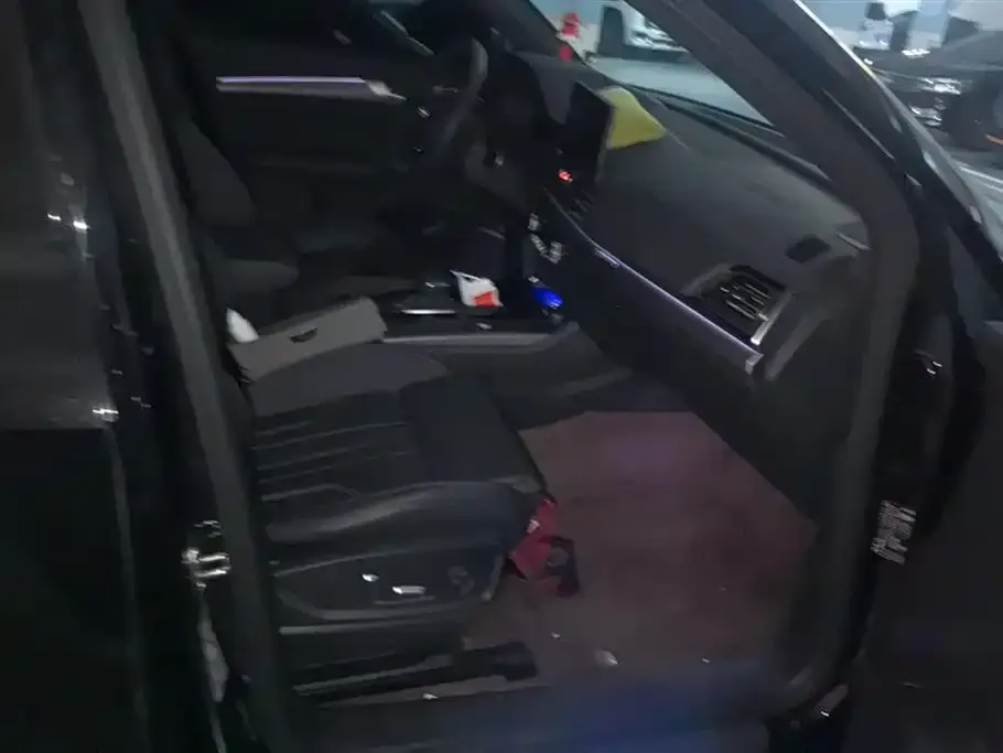 Audi Q5L 2024 из CN, фото 8