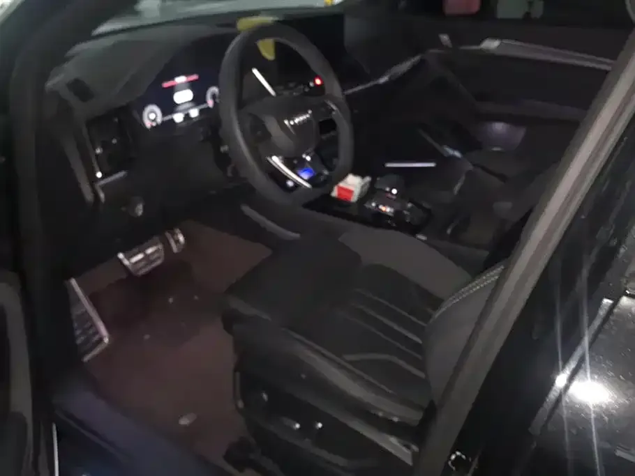 Audi Q5L 2024 из CN, фото 9