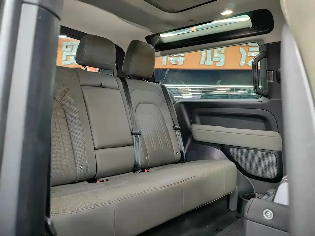 Land Rover Defender 2021 из CN, фото 10