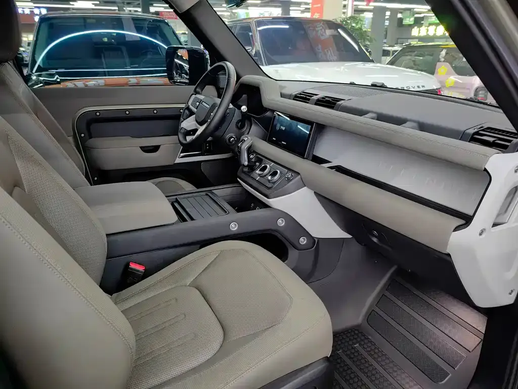 Land Rover Defender 2021 из CN, фото 4