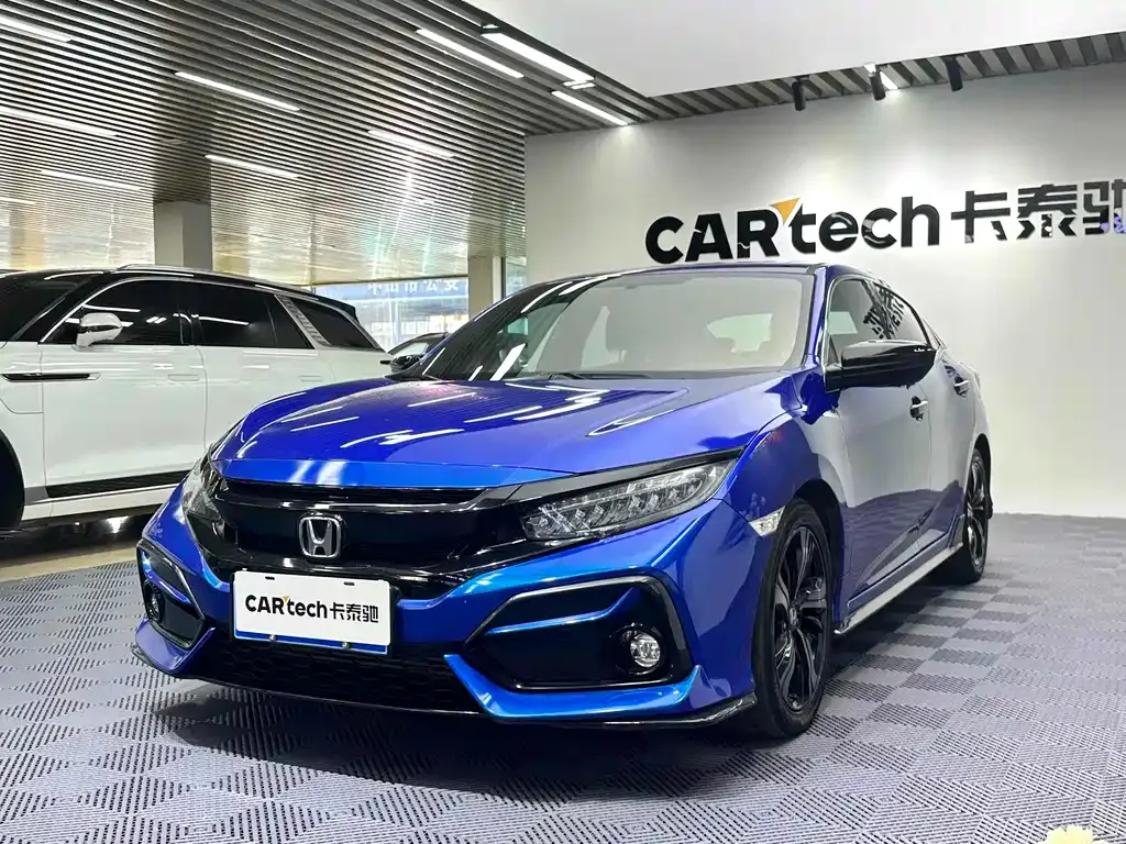 Honda Civic — фото 1