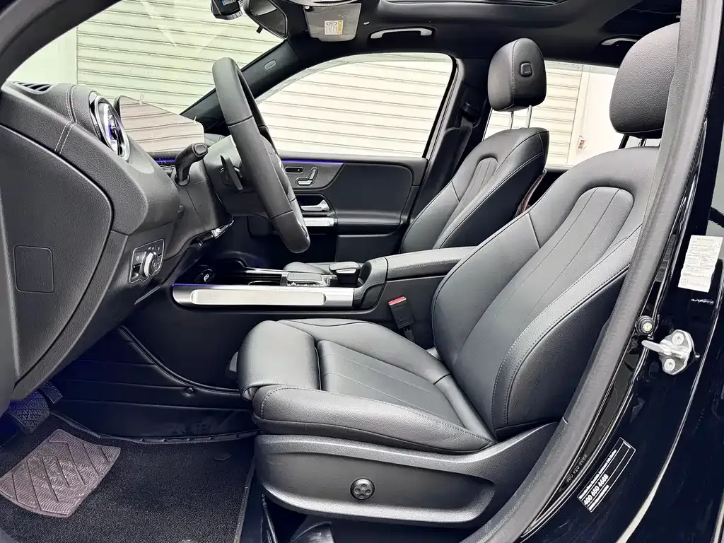 Mercedes-Benz GLB 2023 из CN, фото 7