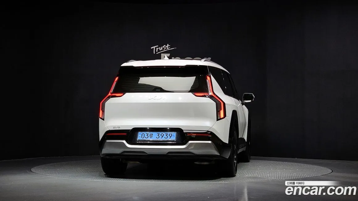 Kia EV9 2024 из KR, фото 4