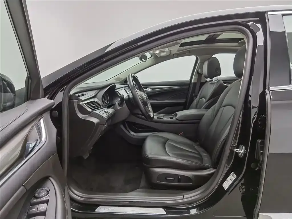 Buick LaCrosse 2022 из CN, фото 10