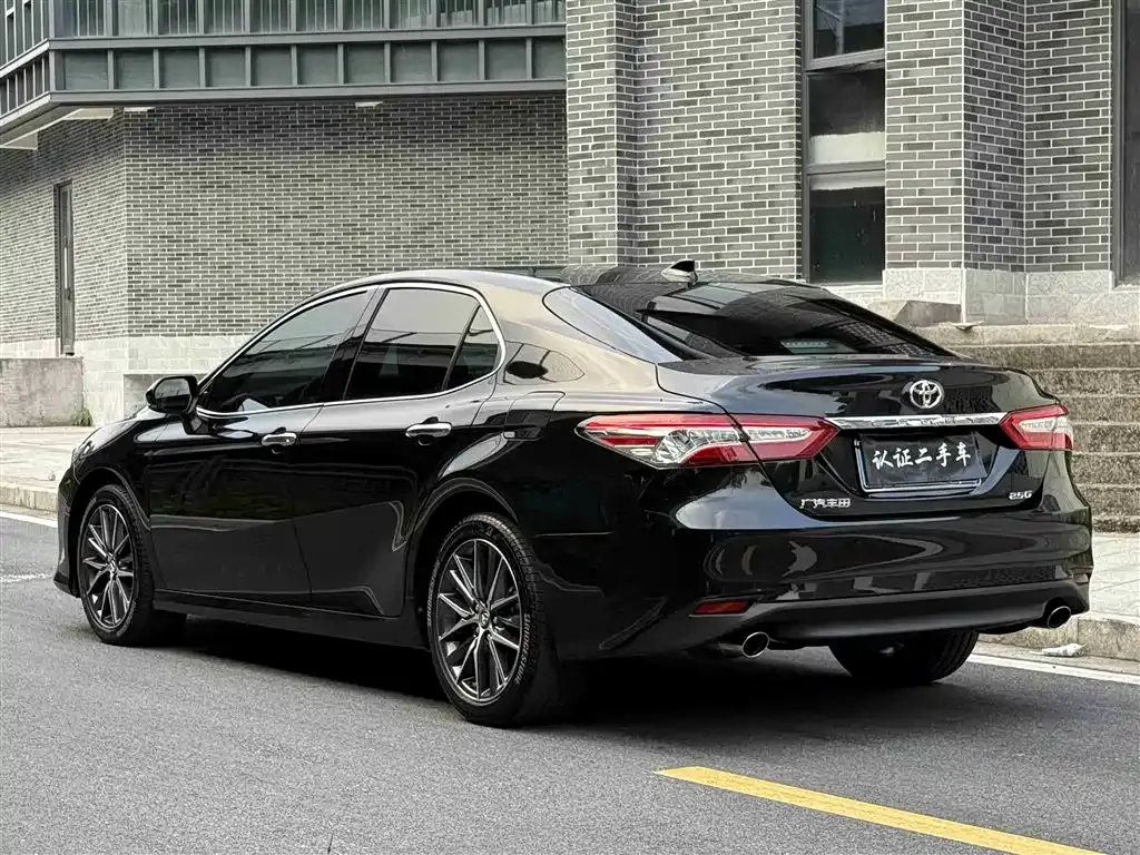 Toyota Camry 2023 из CN, фото 3
