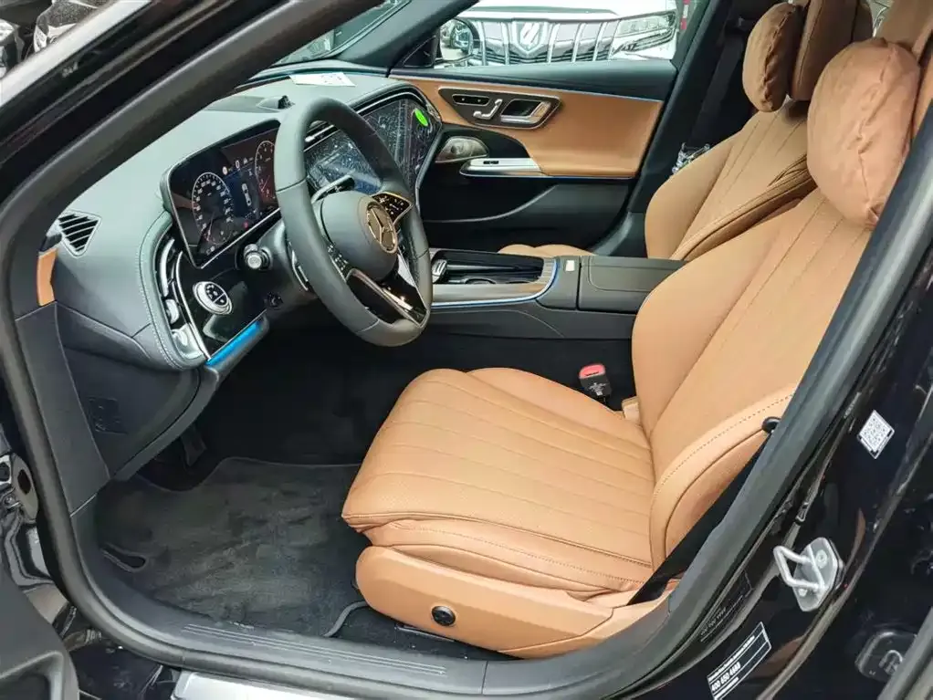 Mercedes-Benz E-Class 2025 из CN, фото 4