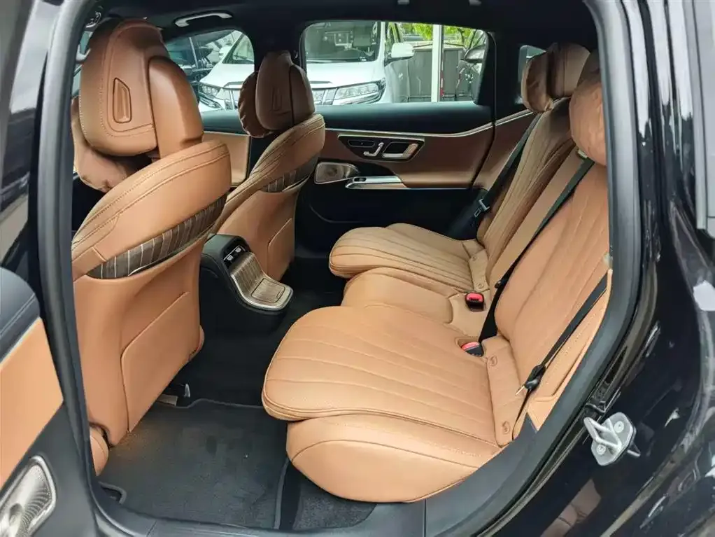 Mercedes-Benz E-Class 2025 из CN, фото 6