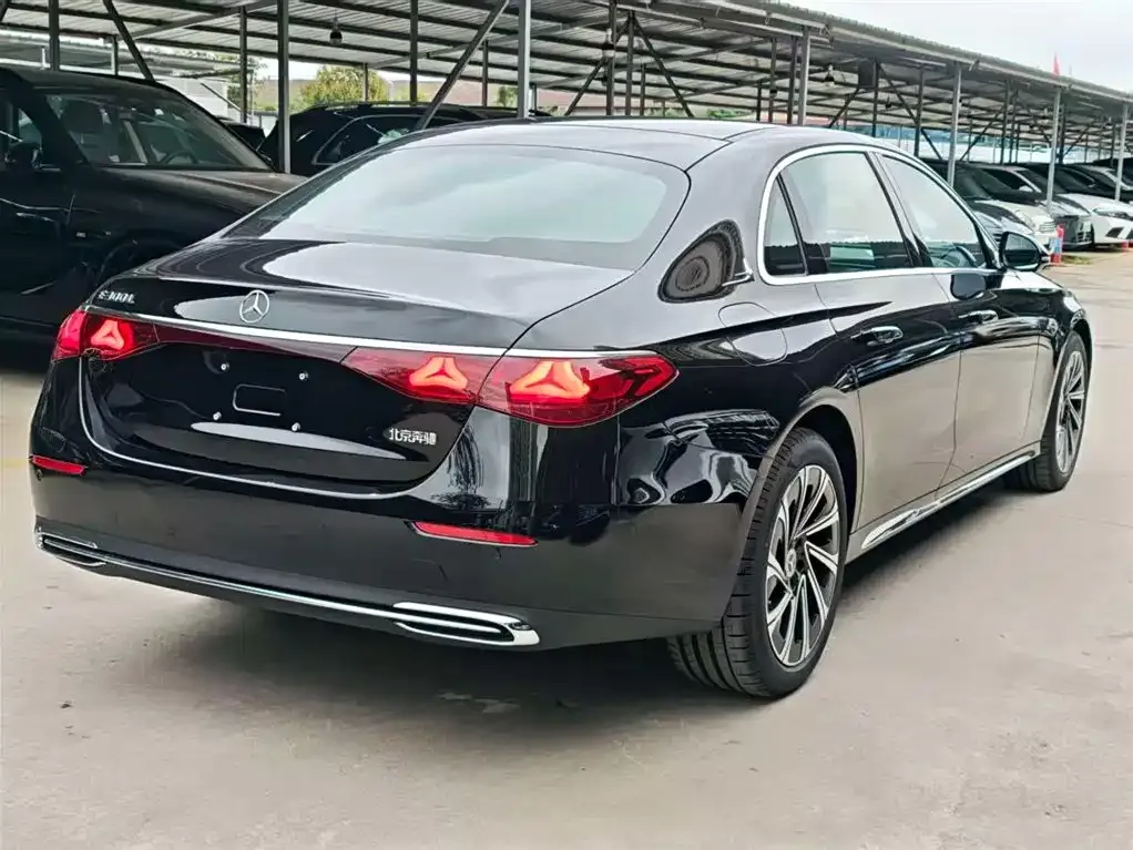 Mercedes-Benz E-Class 2025 из CN, фото 9