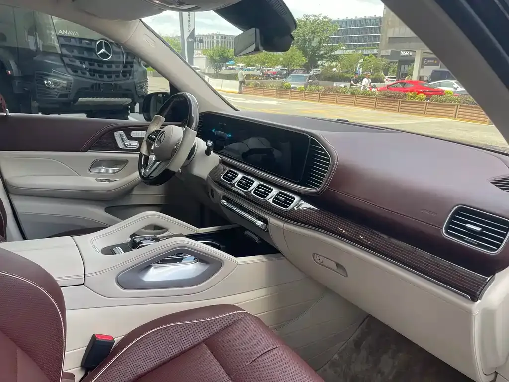 Mercedes-Benz GLS 2023 из CN, фото 5