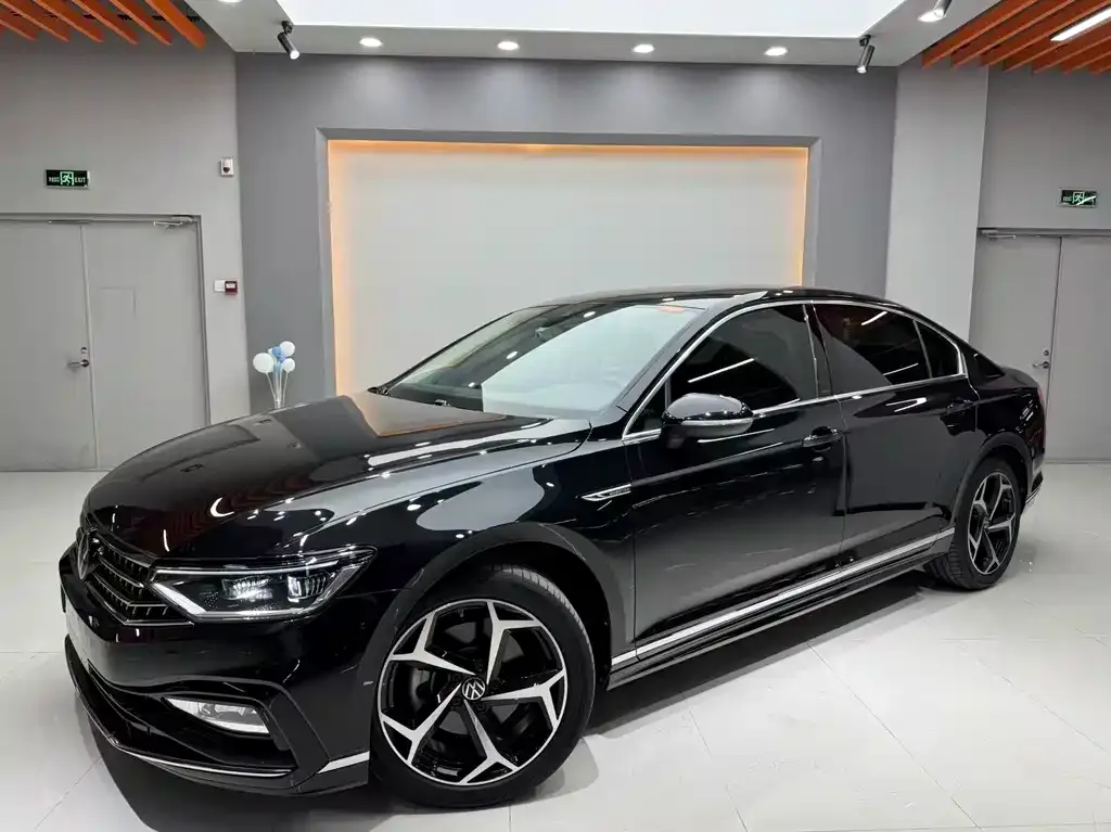 Volkswagen Magotan 2023 из CN, фото 1