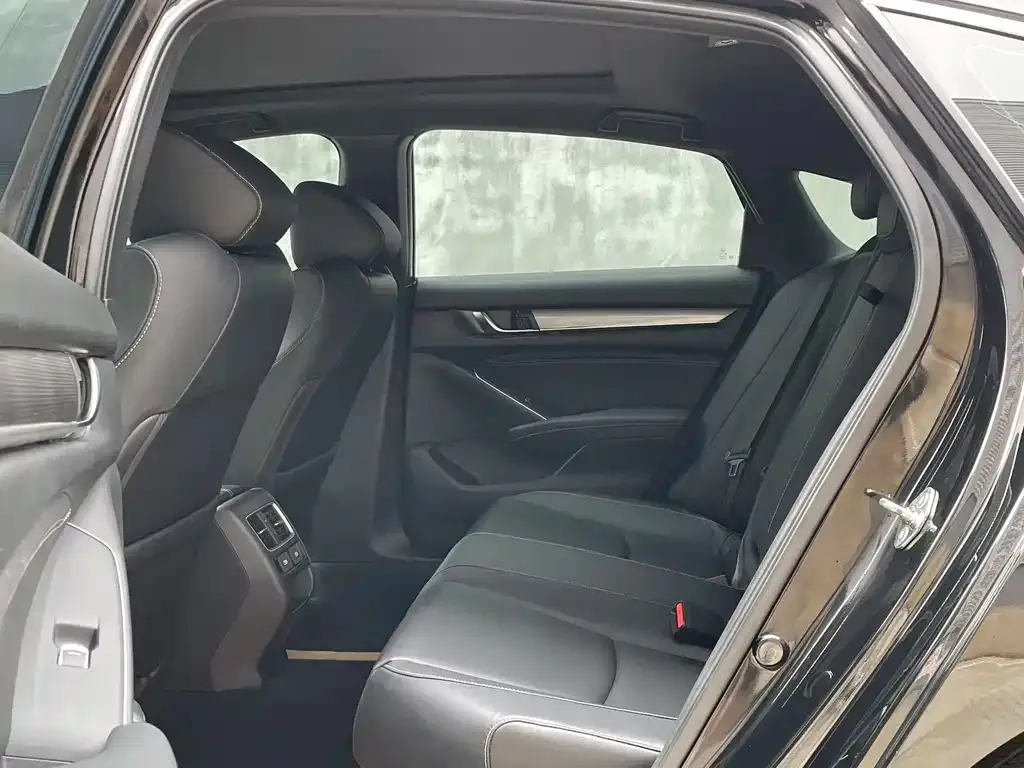 Honda Inspire 2022 из CN, фото 6